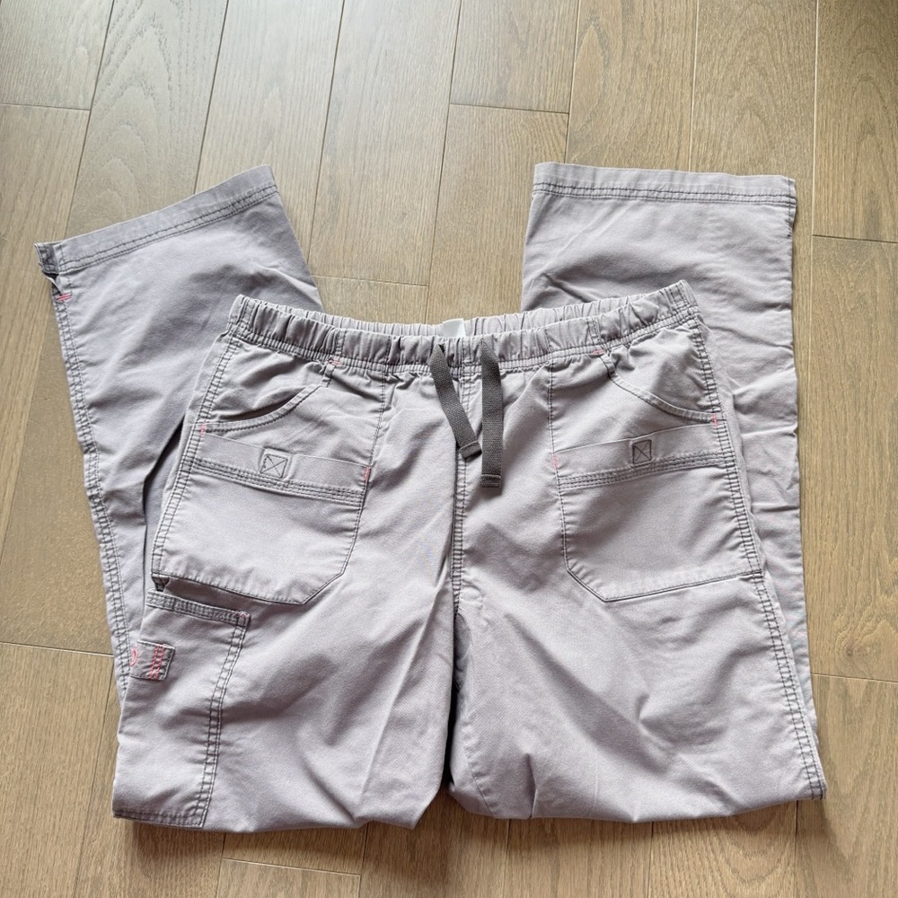 LIGHT GREY WONDERWINK SCRUBS PANTS
